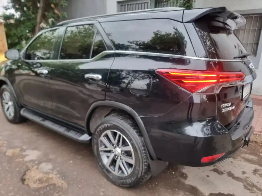 Toyota Hilux Sw4  2016 - foto 3