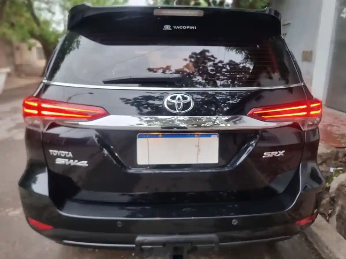 Toyota Hilux Sw4  2016 - foto 4