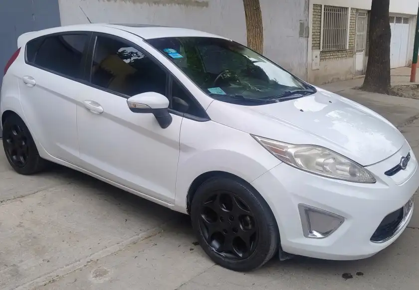 Ford Fiesta Kd  2011 - foto 2