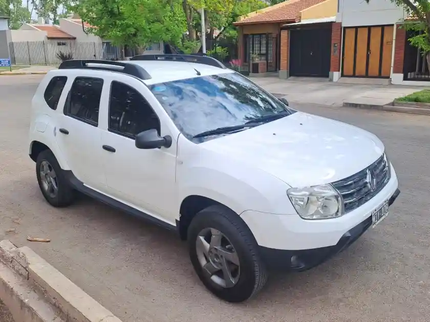 Renault Duster  2013 - foto 1