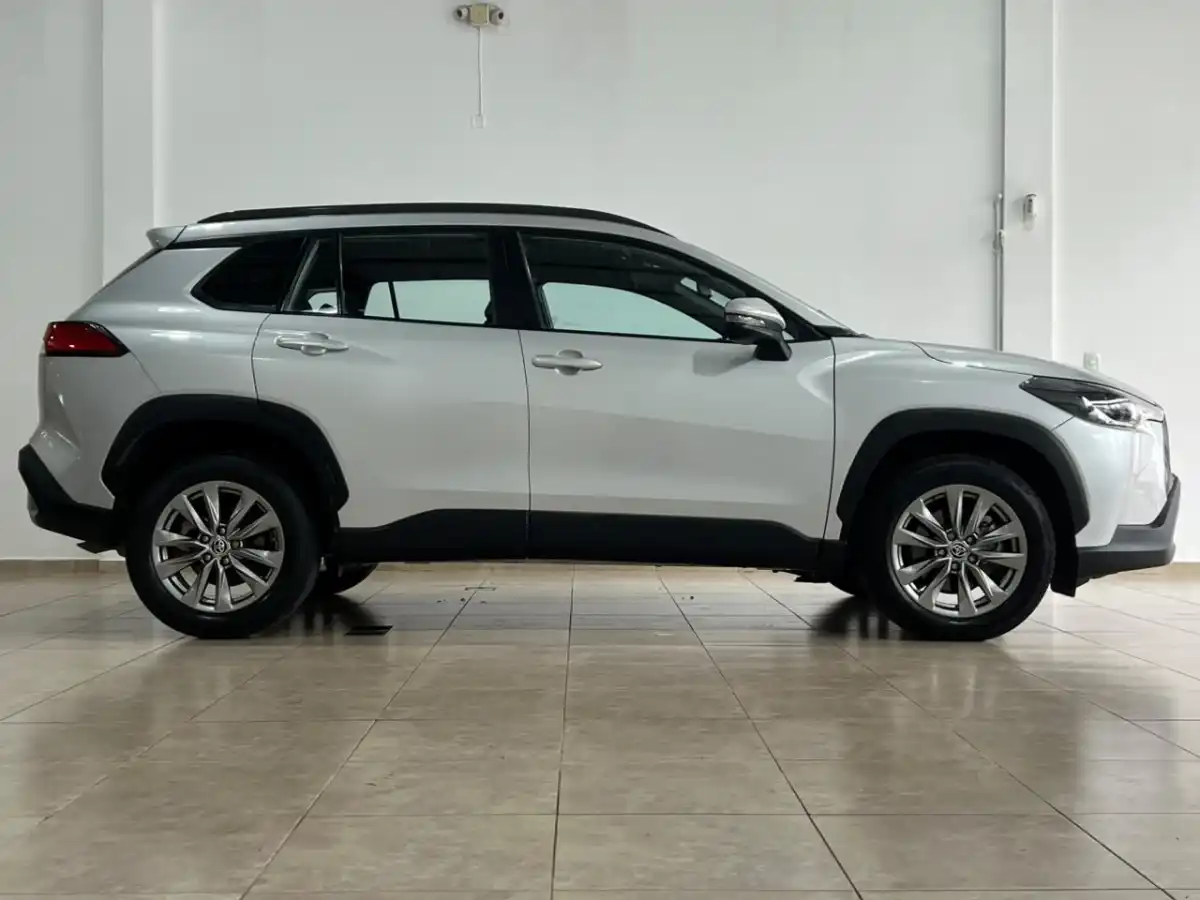 Toyota Corolla Cross  2023 - foto 4