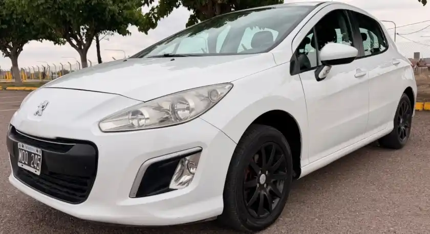 Peugeot 308  2013 - foto 1