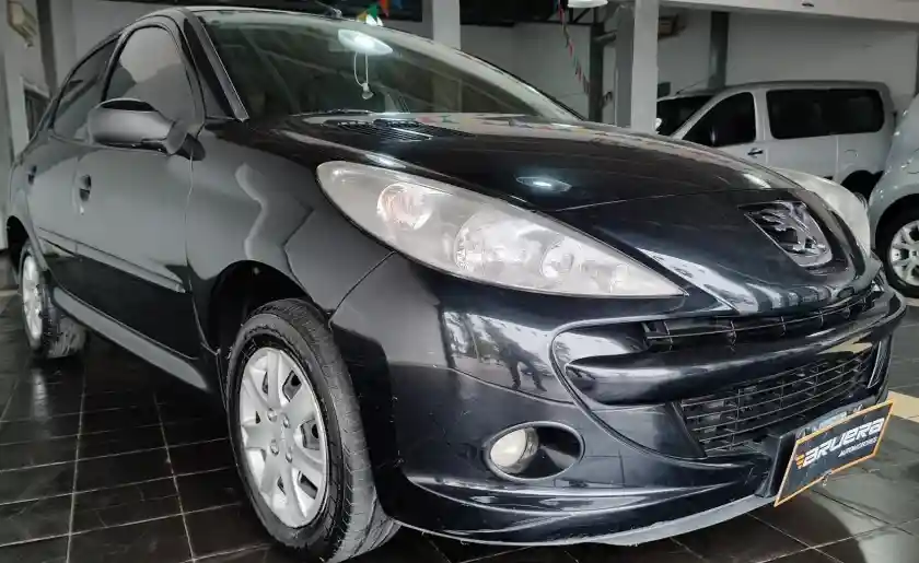 Peugeot 207  2014 - foto 2