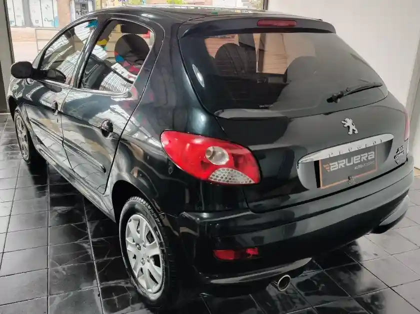Peugeot 207  2014 - foto 3