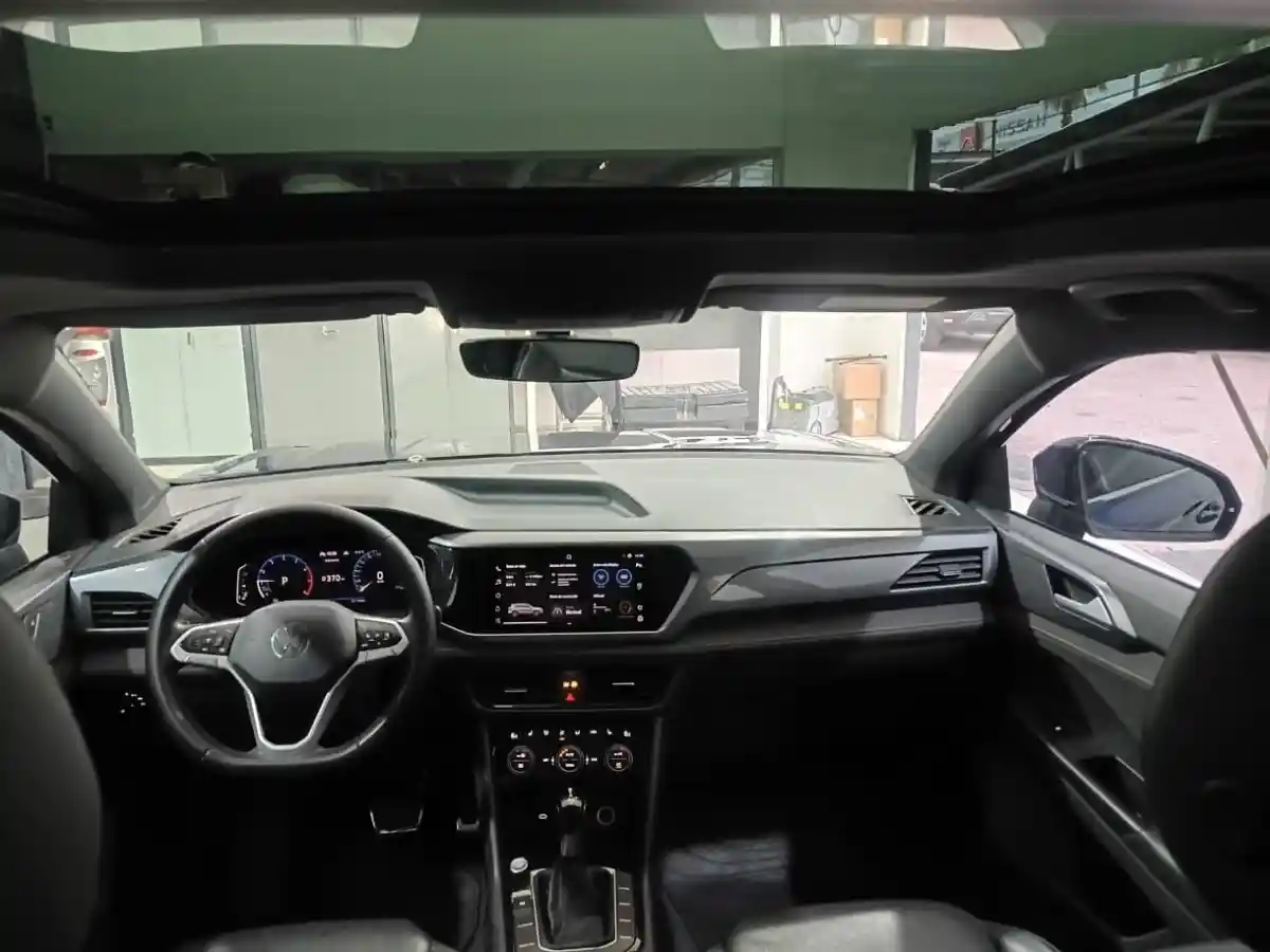 Volkswagen Taos  2021 - foto 3