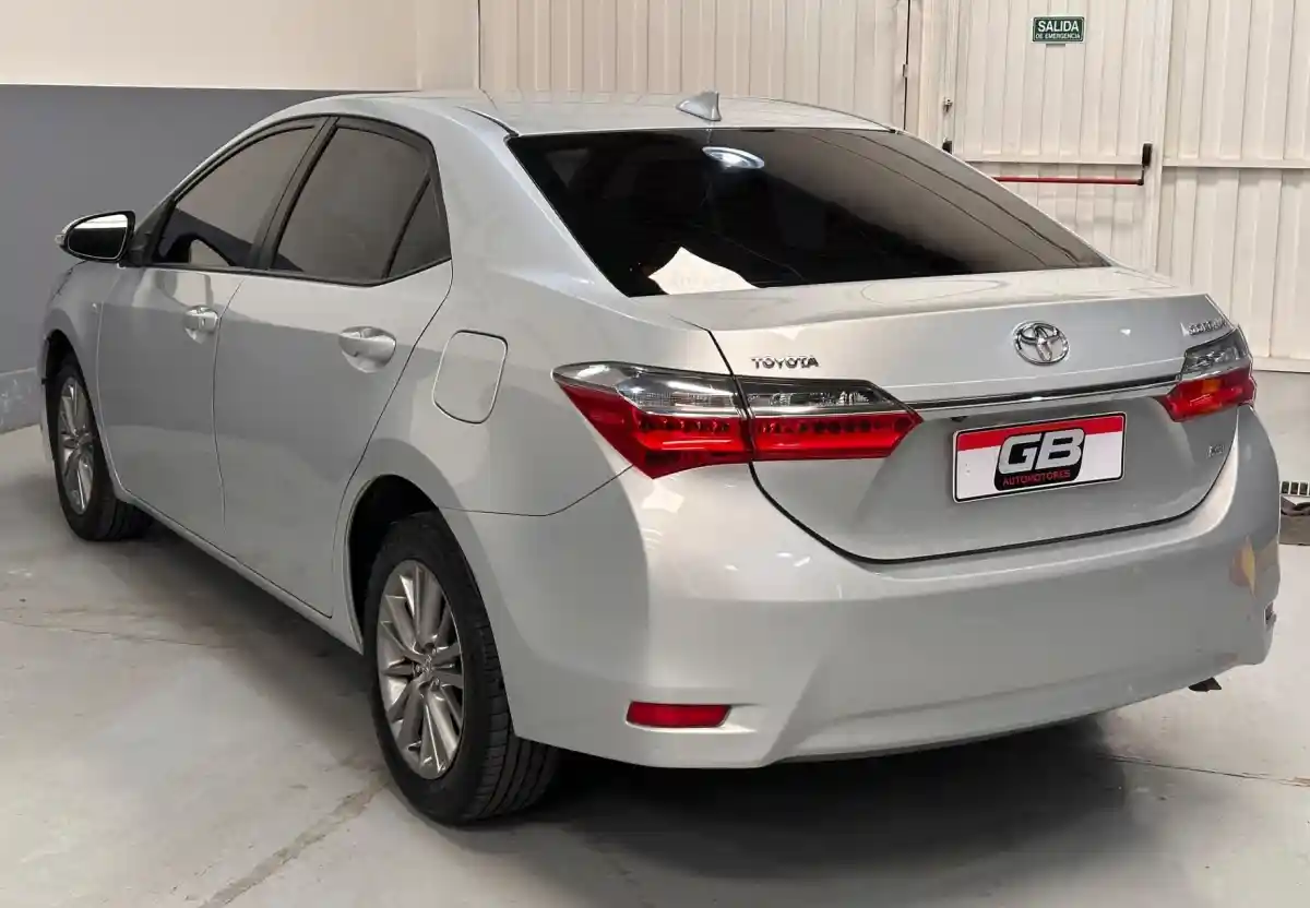 Toyota Corolla  2019 - foto 4