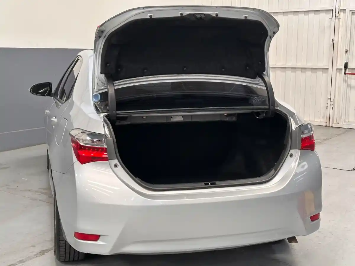 Toyota Corolla  2019 - foto 5