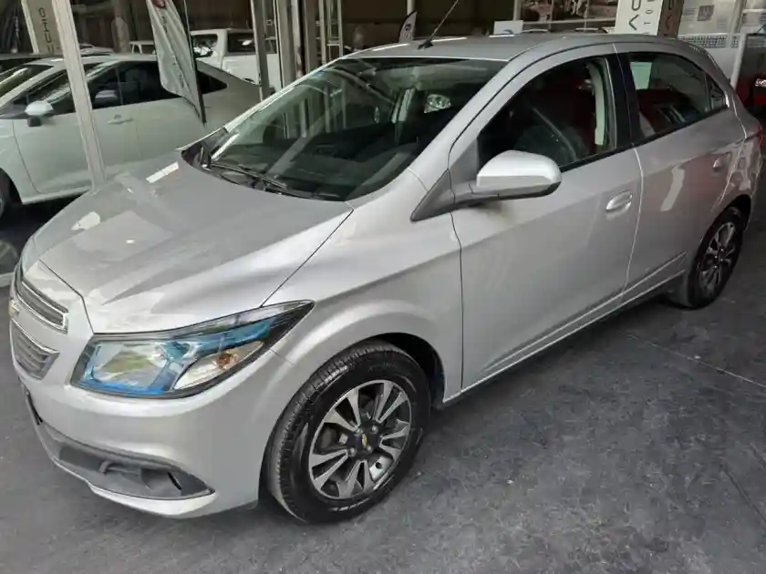 Chevrolet Onix  2013 - foto 1
