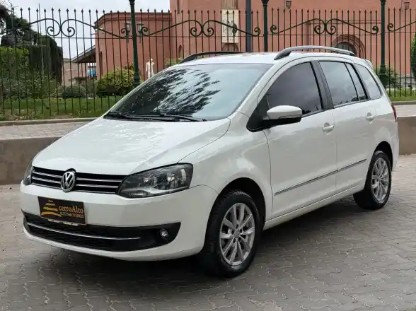 Volkswagen Suran  2013 - foto 1