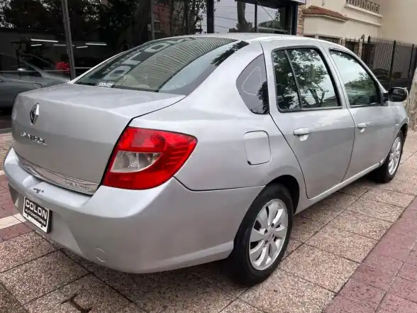 Renault Symbol  2011 - foto 5