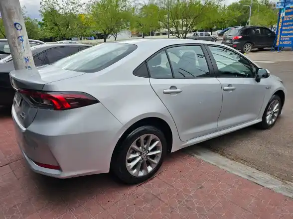 Toyota Corolla  2022 - foto 4