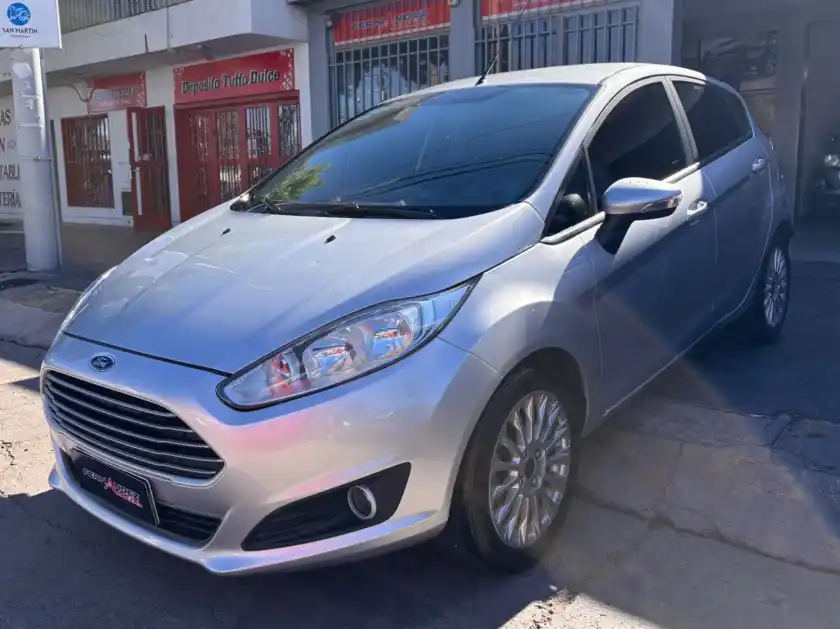 Ford Fiesta Kd  2016 - foto 1