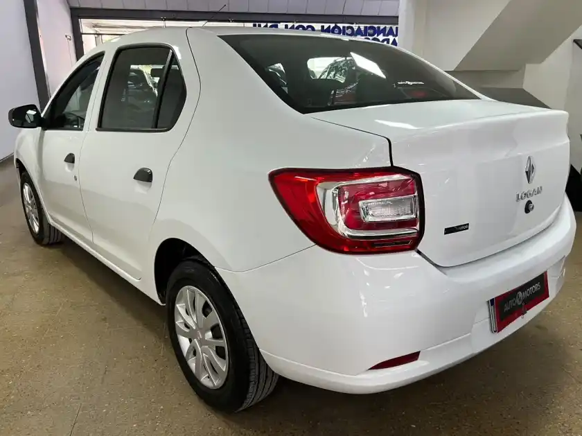 Renault Logan  2024 - foto 3