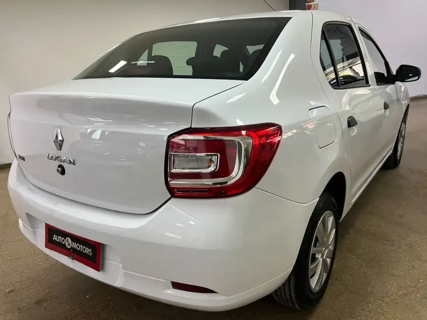 Renault Logan  2024 - foto 4