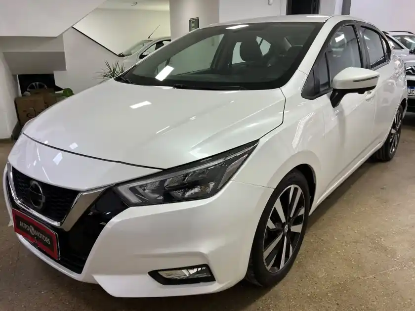 Nissan Versa  2022 - foto 1