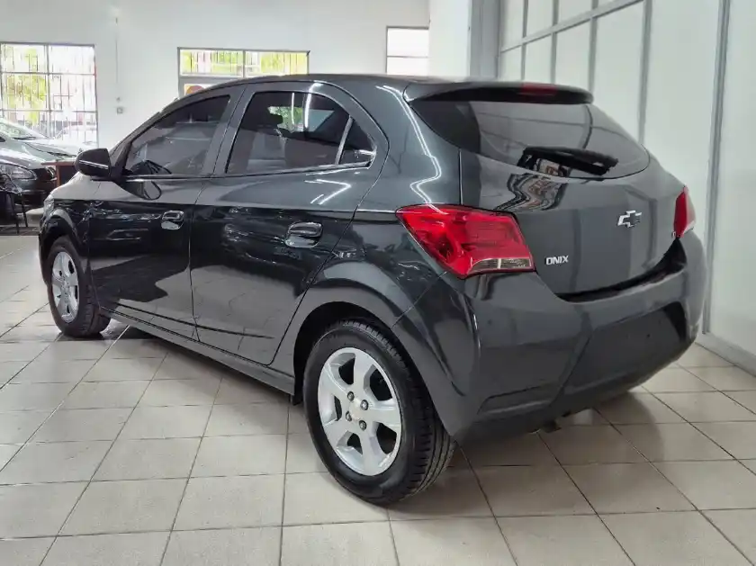 Chevrolet Onix  2019 - foto 4