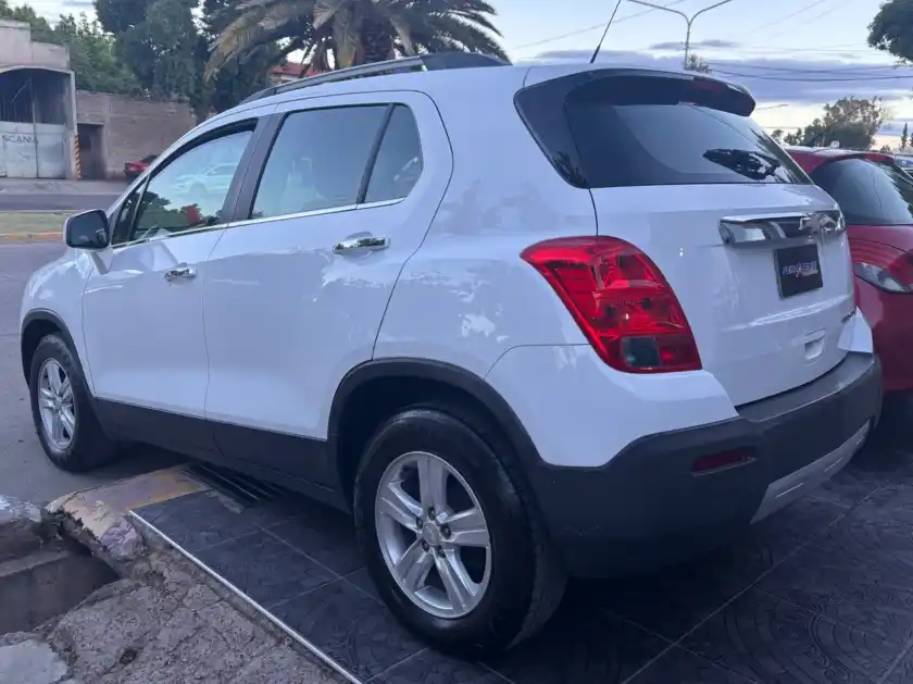 Chevrolet Tracker  2015 - foto 4