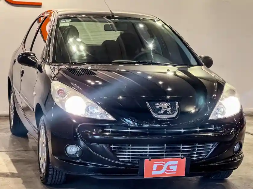 Peugeot 207  2013 - foto 2