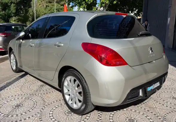 Peugeot 308  2013 - foto 2