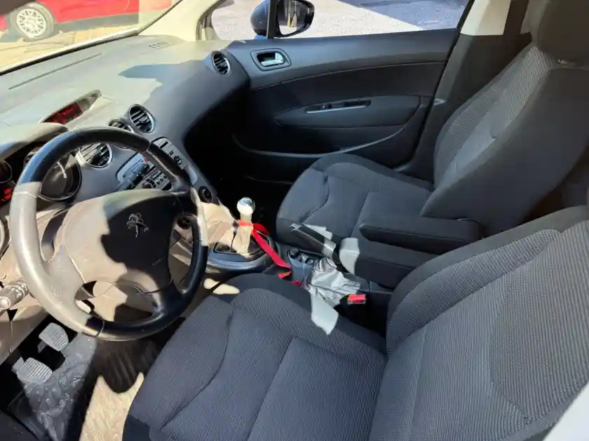 Peugeot 308  2013 - foto 4