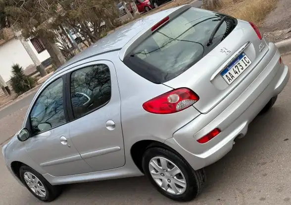 Peugeot 207  2016 - foto 4