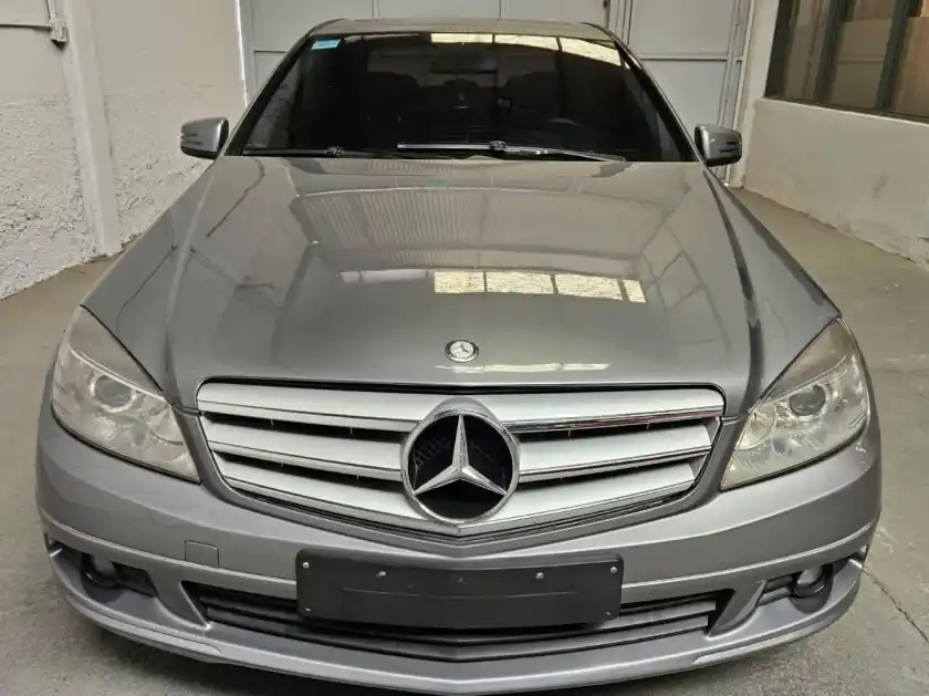 Mercedes-Benz Clase C  2011 - foto 2