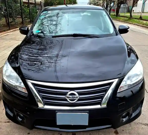 Nissan Sentra  2015 - foto 2