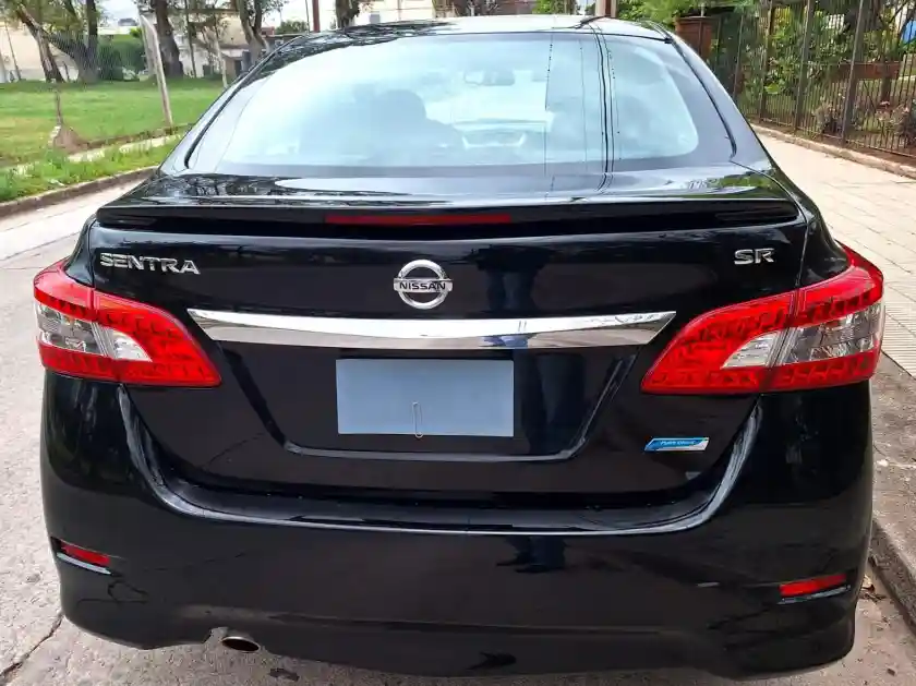 Nissan Sentra  2015 - foto 4