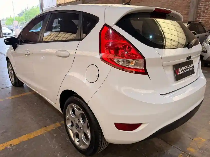 Ford Fiesta Kd  2012 - foto 2