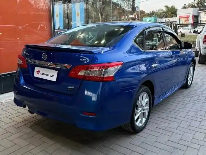 Nissan Sentra  2014 - foto 4