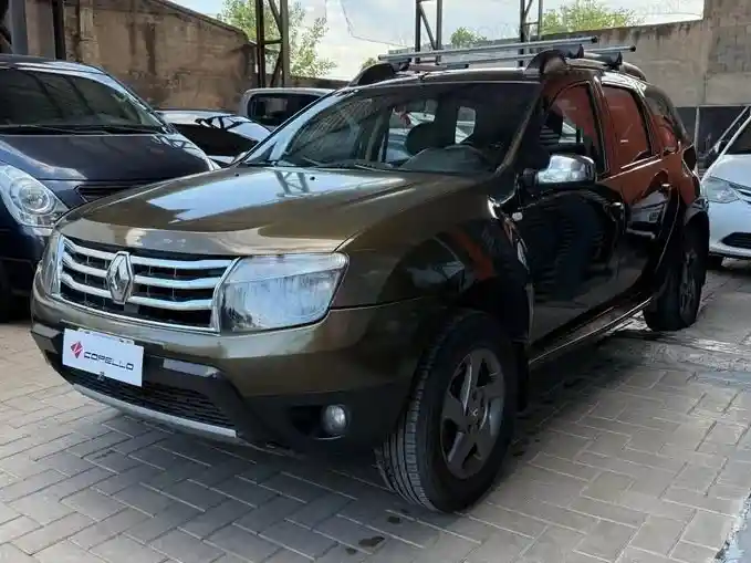 Renault Duster  2012 - foto 1