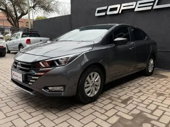 Nissan Versa  2025 - foto 1