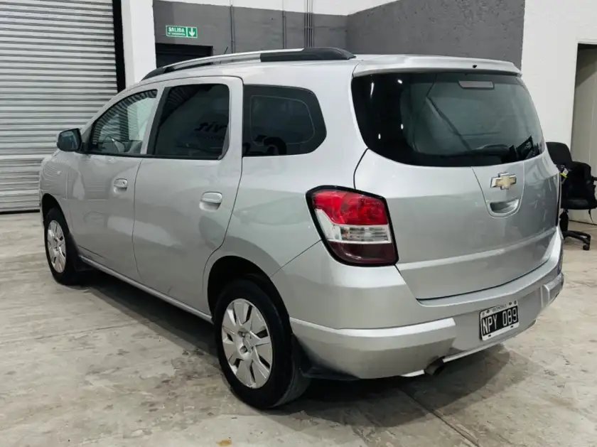 Chevrolet Spin  2014 - foto 3