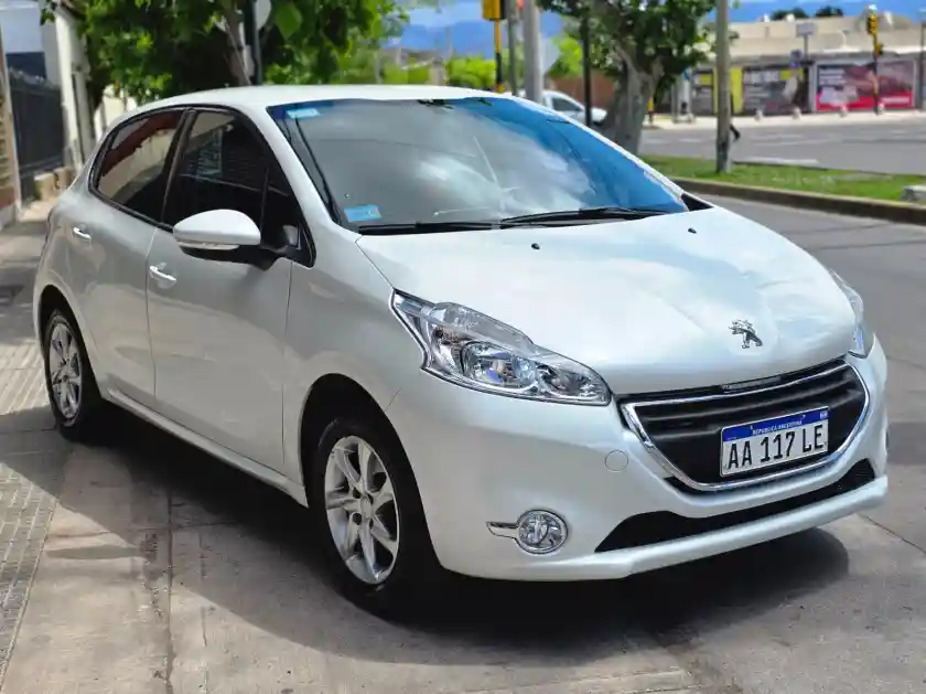 Peugeot 208  2016 - foto 2