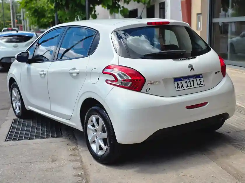 Peugeot 208  2016 - foto 3