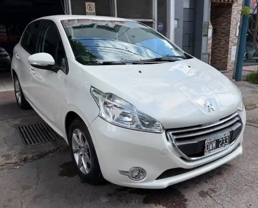 Peugeot 208  2015 - foto 2