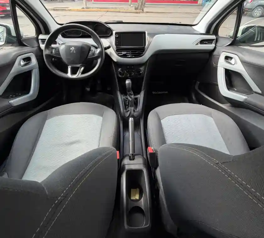 Peugeot 208  2015 - foto 5