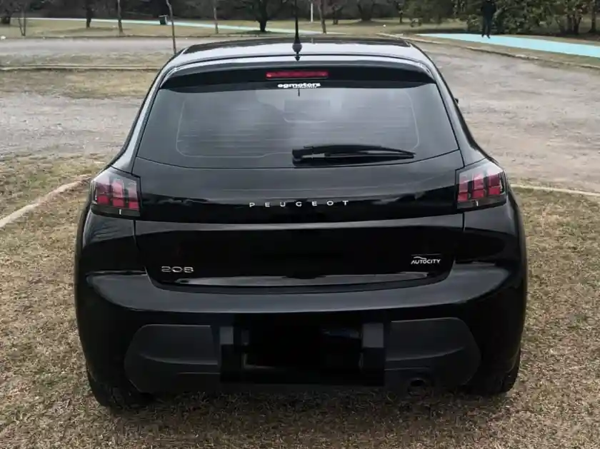 Peugeot 208  2024 - foto 3