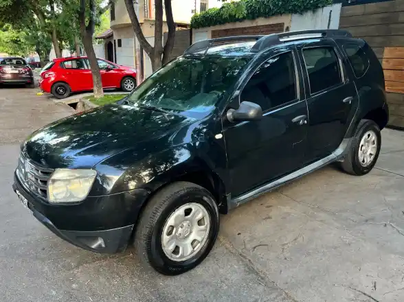 Renault Duster  2012 - foto 1