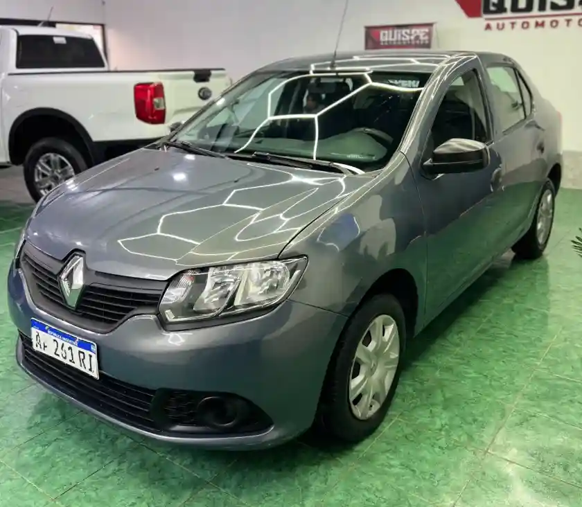 Renault Logan  2016 - foto 1