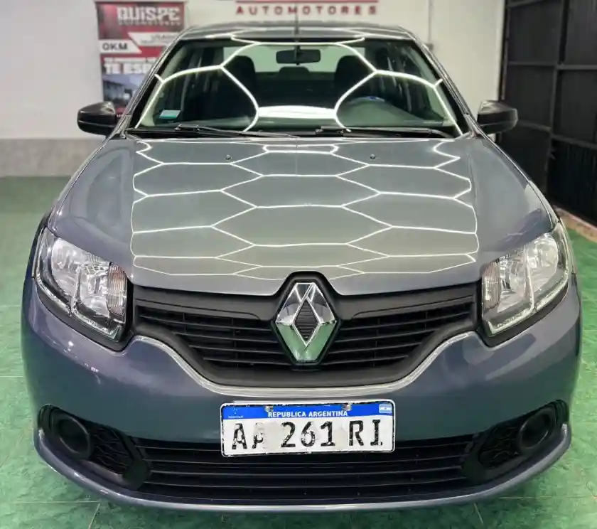 Renault Logan  2016 - foto 2