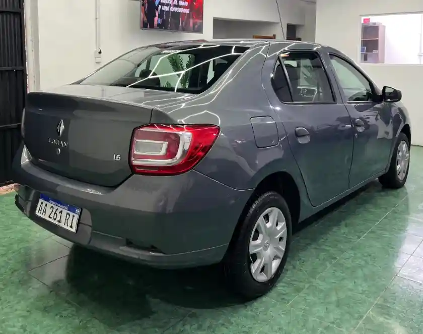 Renault Logan  2016 - foto 4