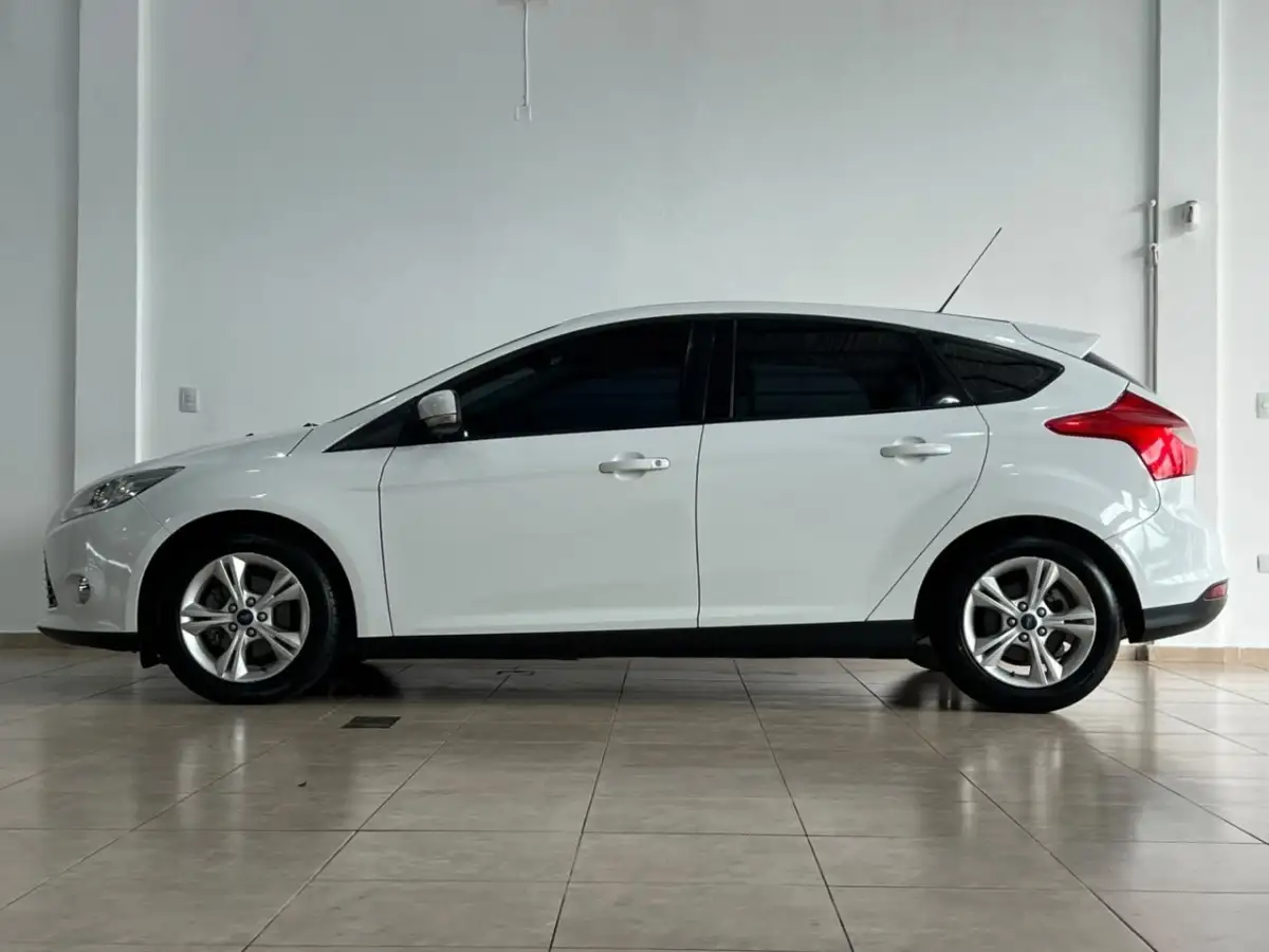 Ford Focus  2014 - foto 4