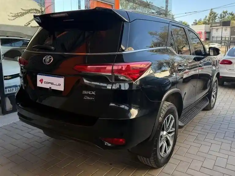 Toyota Hilux Sw4  2018 - foto 4