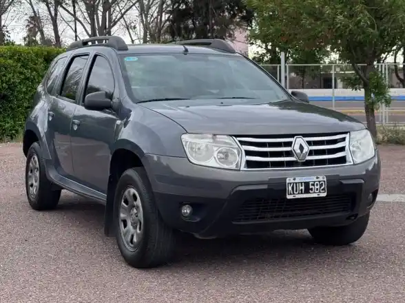 Renault Duster  2012 - foto 1