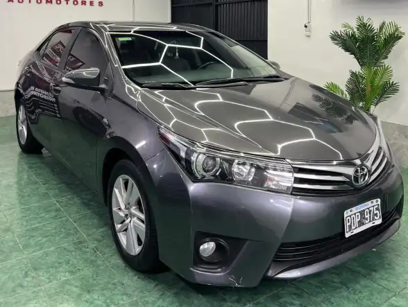 Toyota Corolla  2015 - foto 2