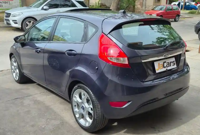 Ford Fiesta Kd  2012 - foto 4