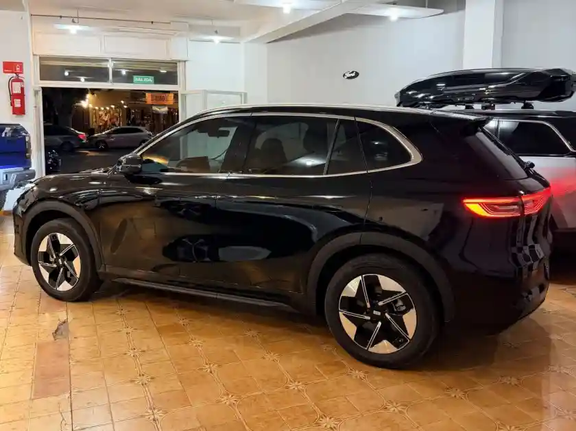 Geely Ex5  2026 - foto 3