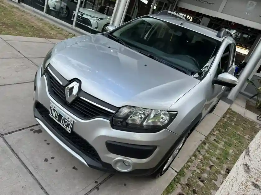 Renault Sandero  2015 - foto 1