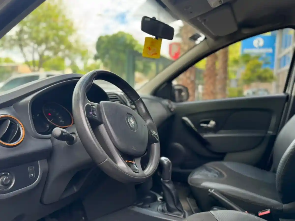 Renault Sandero  2015 - foto 5